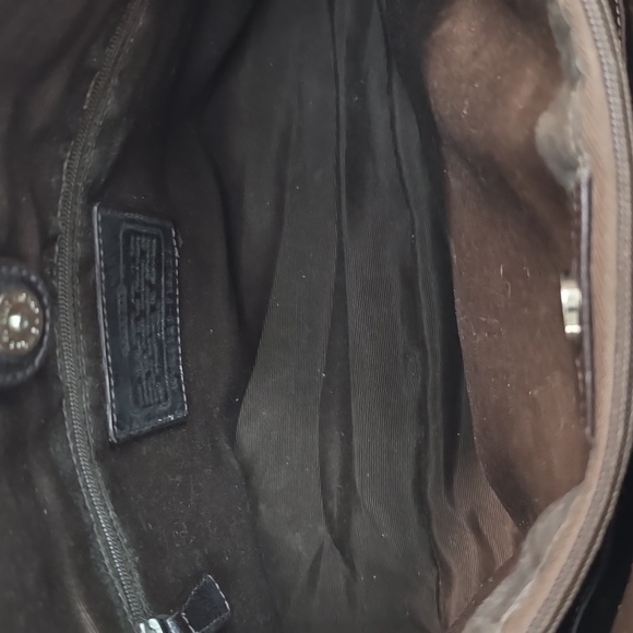 Coach Tan and Black Signature Leather Hand Bag - Picture 8 of 16